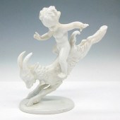 WALLENDORF PORCELAIN FIGURINE,