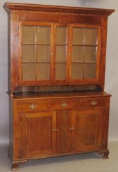 WALNUT DUTCH CUPBOARDca. 1810;