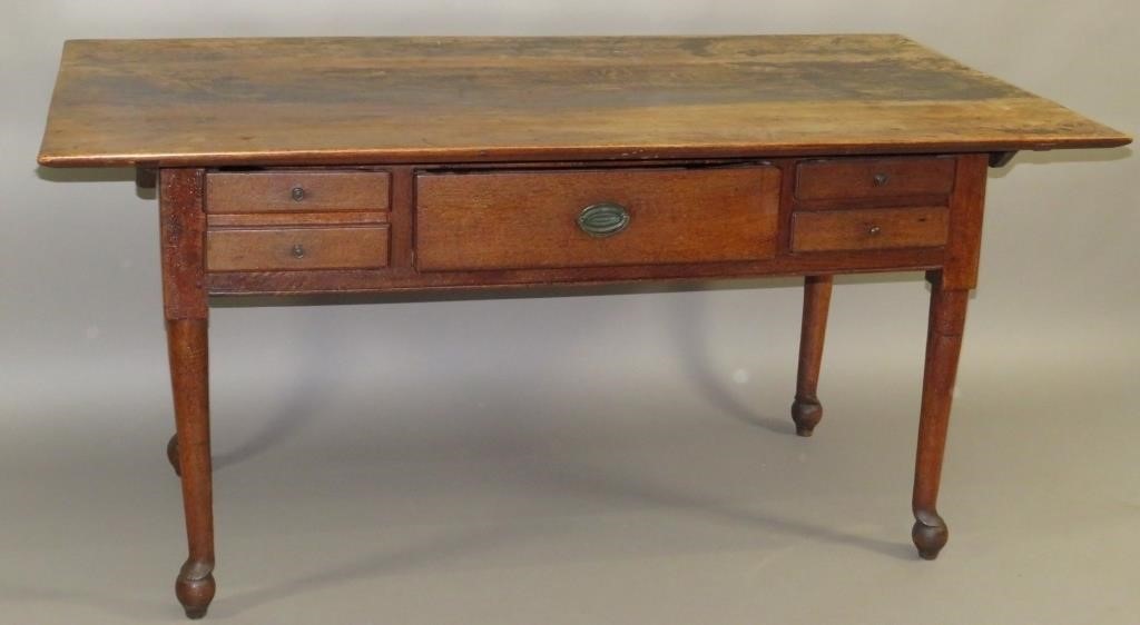 WALNUT FARM TABLEca. 1760; with the