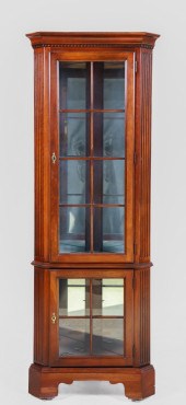 Walnut finished 1-pc display c