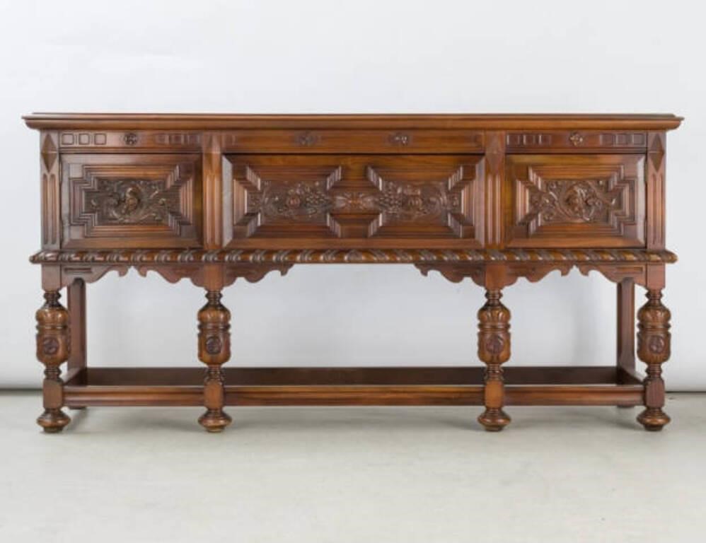 WALNUT SIDEBOARDAn early 20th