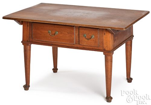 WALNUT TAVERN TABLEPennsylvania