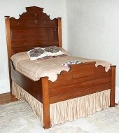WALNUT VICTORIAN BEDAn early V