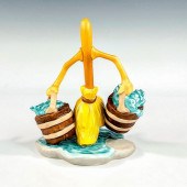 WALT DISNEY CLASSICS FIGURINE,