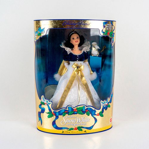 WALT DISNEY'S SNOW WHITE HOLIDAY