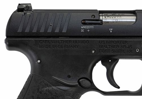 WALTHER CCP .380 PISTOL, CASE,