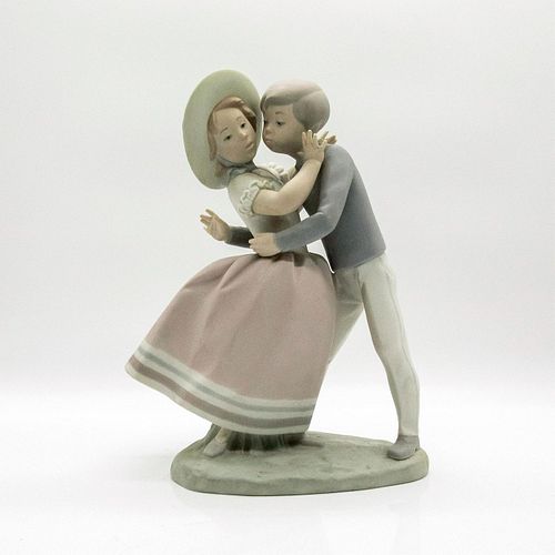 WALTZ TIME 1014856 - LLADRO
