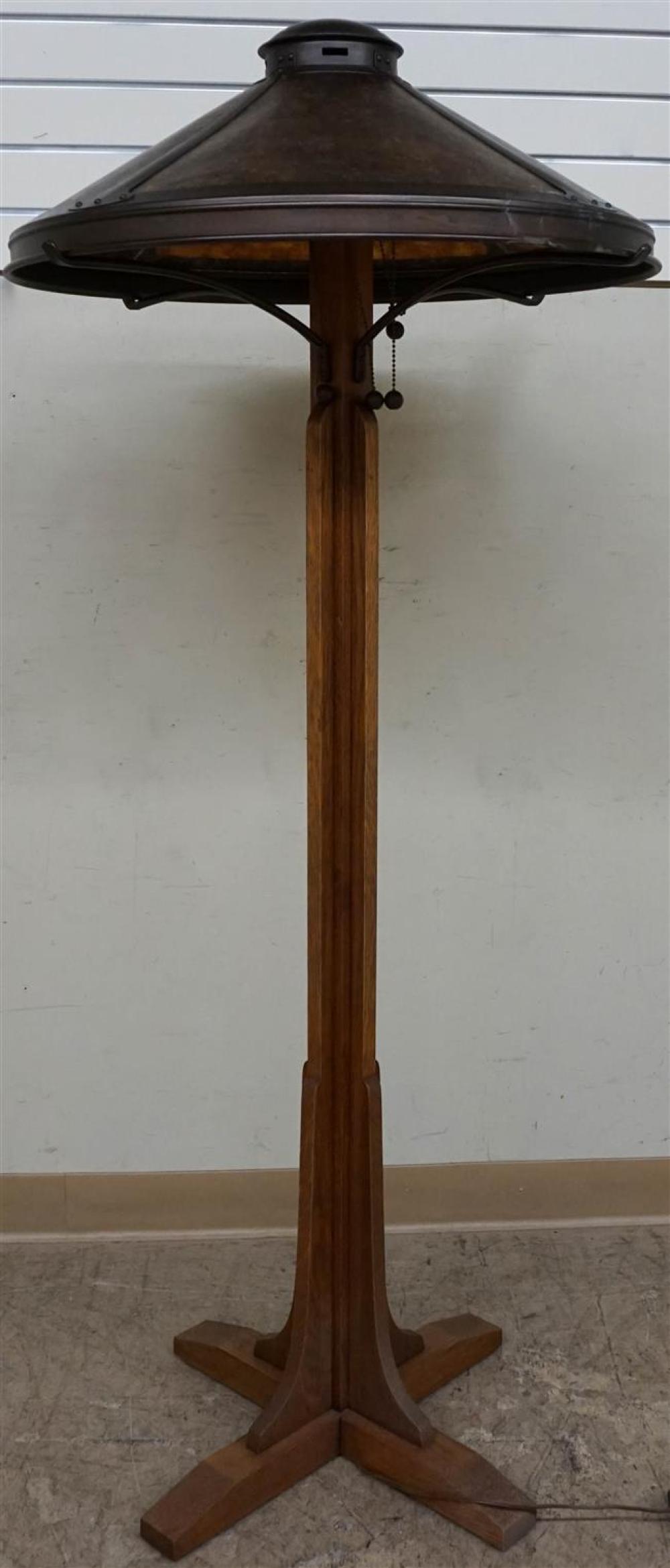 WARREN HILE STUDIO ARTS & CRAFTS