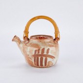 WARREN MACKENZIE TEAPOT W/ FIN