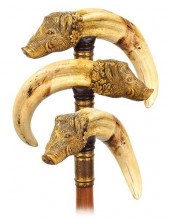 WARTHOG TOOTH AND BOXWOOD FIGU
