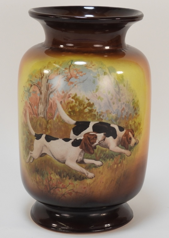 WARWICK AMERICAN BELLEEK HUNTING