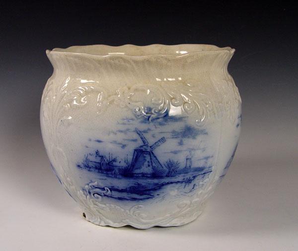 WARWICK CHINA SEMI PORCELAIN FLOW