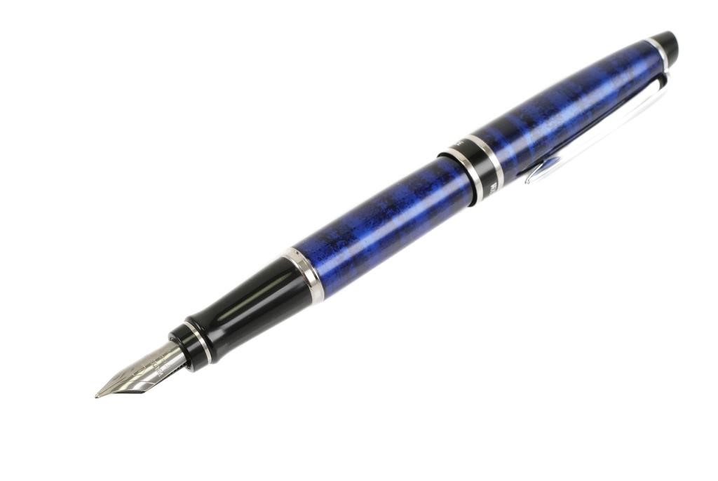 WATERMAN EXPERT DUNE BLUE MEDIUM