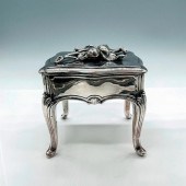 WB MFG. CO. SILVERPLATE FOOTED