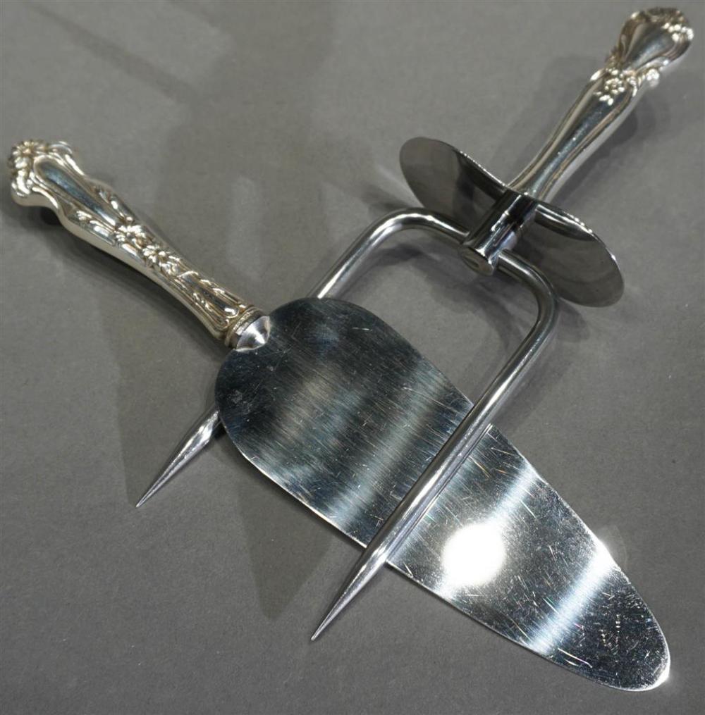WEB SILVER CO. STERLING HANDLED PIE