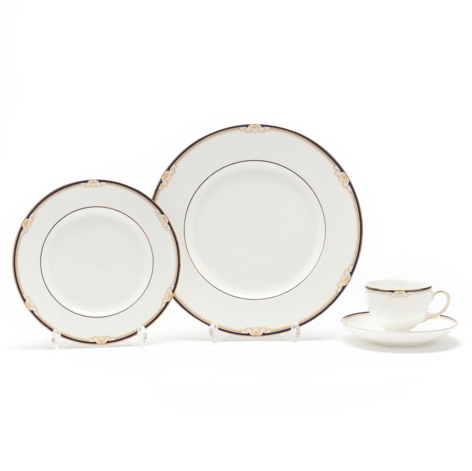 WEDGEWOOD  CAVENDISH  DINNERWARE,