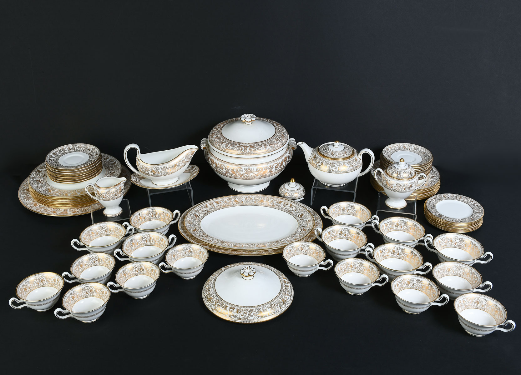 WEDGEWOOD ''GOLD FLORENTINE'' CHINA