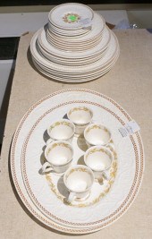 WEDGEWOOD PATRICIAN 32-PIECE C