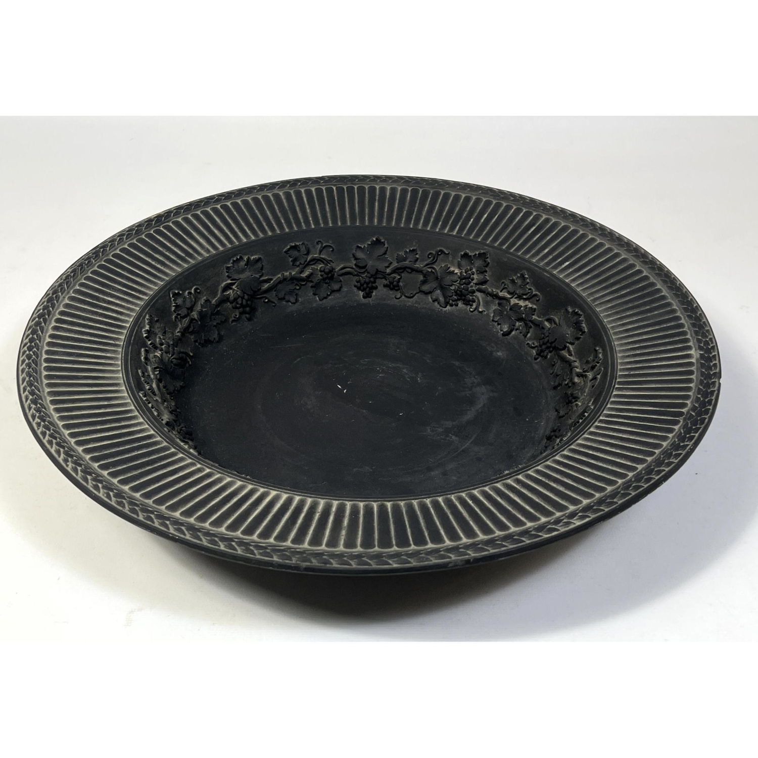 WEDGWOOD Basalt Deep Plate.