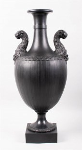 WEDGWOOD & BENTLEY BLACK BASAL