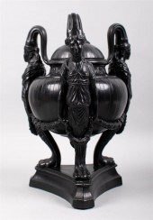 WEDGWOOD & BENTLEY BLACK BASAL