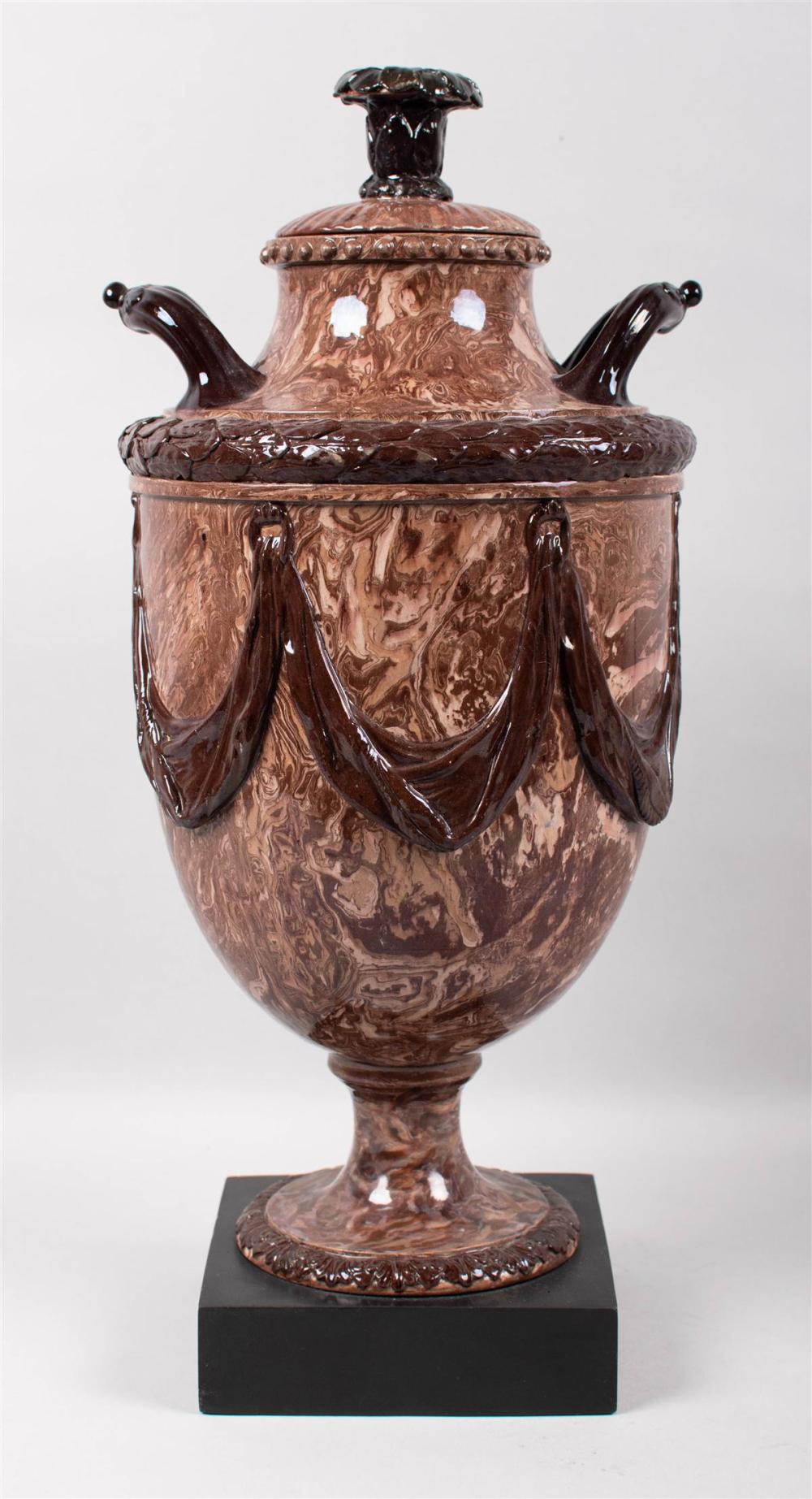 WEDGWOOD & BENTLEY SOLID AGATE