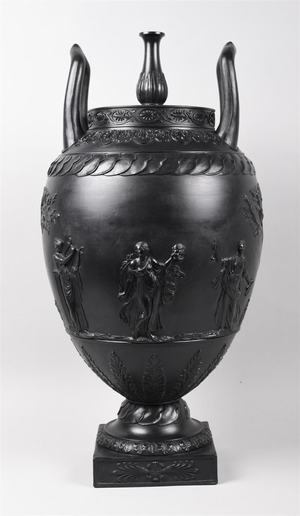 WEDGWOOD BLACK BASALT LARGE