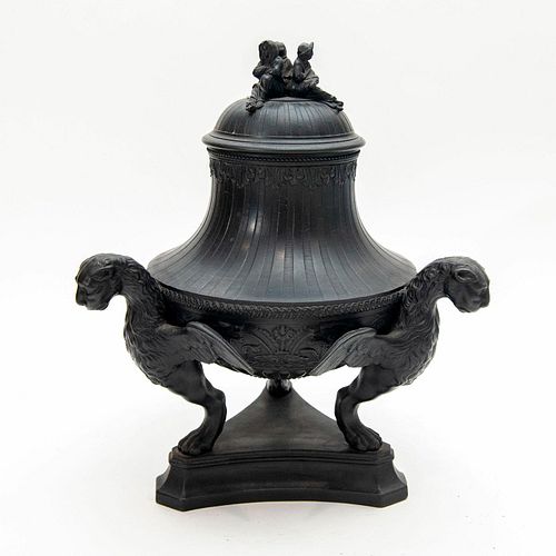 WEDGWOOD BLACK BASALT LIDDED