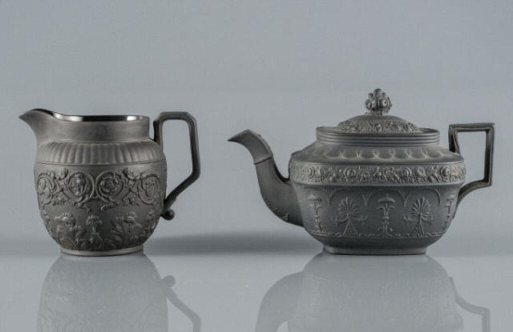 WEDGWOOD BLACK BASALT TEAPOT &