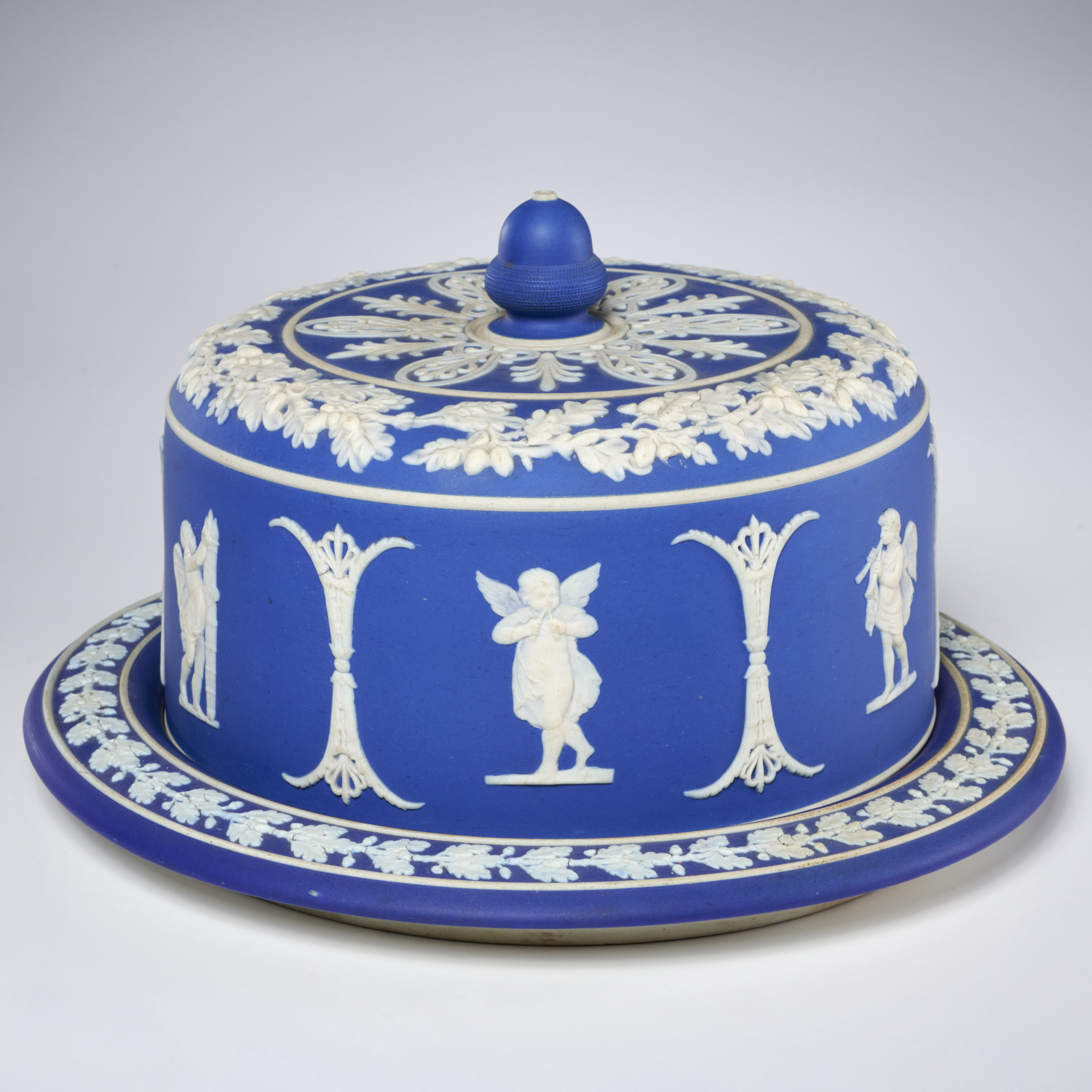 WEDGWOOD BLUE JASPER CHEESE DOME