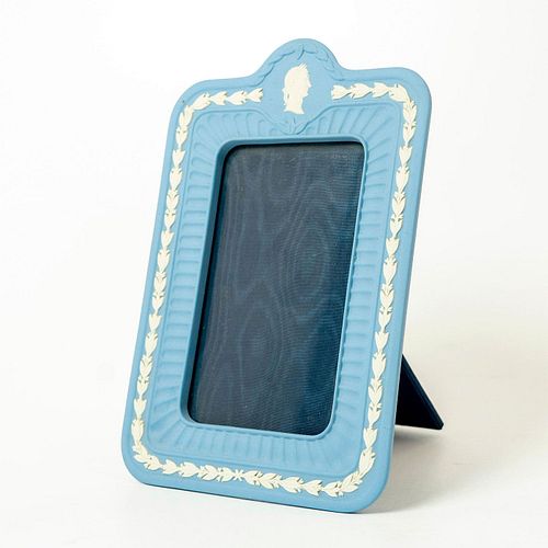 WEDGWOOD BLUE JASPERWARE PICTURE
