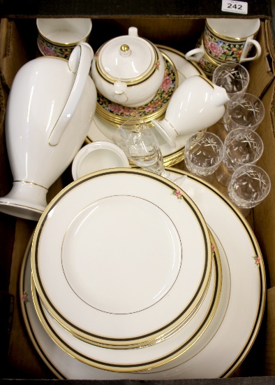 Wedgwood Clio Dinner and Coffee Set