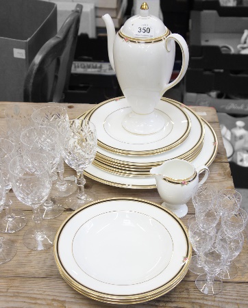 Wedgwood Clio Part Dinner Service