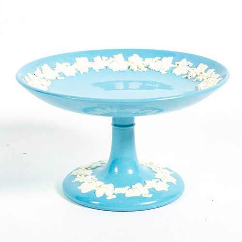 WEDGWOOD EMBOSSED QUEENSWARE