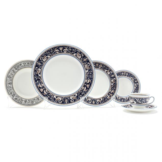 WEDGWOOD FLORENTINE DINNERWARE