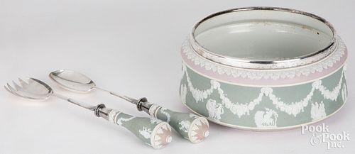 WEDGWOOD GREEN AND LILAC