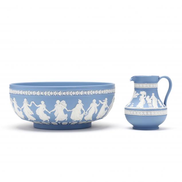 WEDGWOOD JASPERWARE CENTER BOWL AND