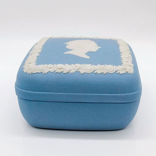 WEDGWOOD JASPERWARE PALE BLUE