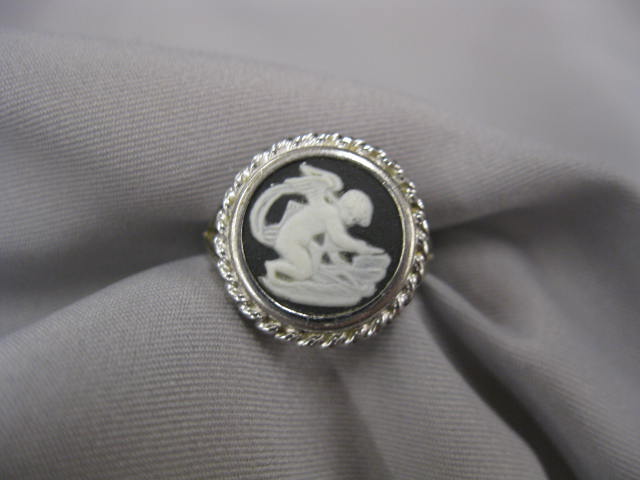 Wedgwood Jasperware Ring black with