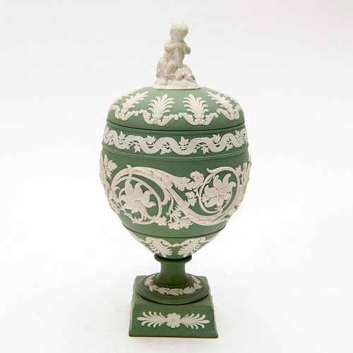 WEDGWOOD JASPERWARE VASE WITH