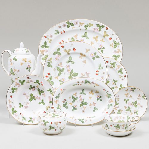 WEDGWOOD PORCELAIN PART DINNER