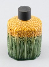WEDGWOOD PORCELAIN PINEAPPLE T