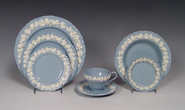 WEDGWOOD QUEENS WARE CHINA SERVICE: