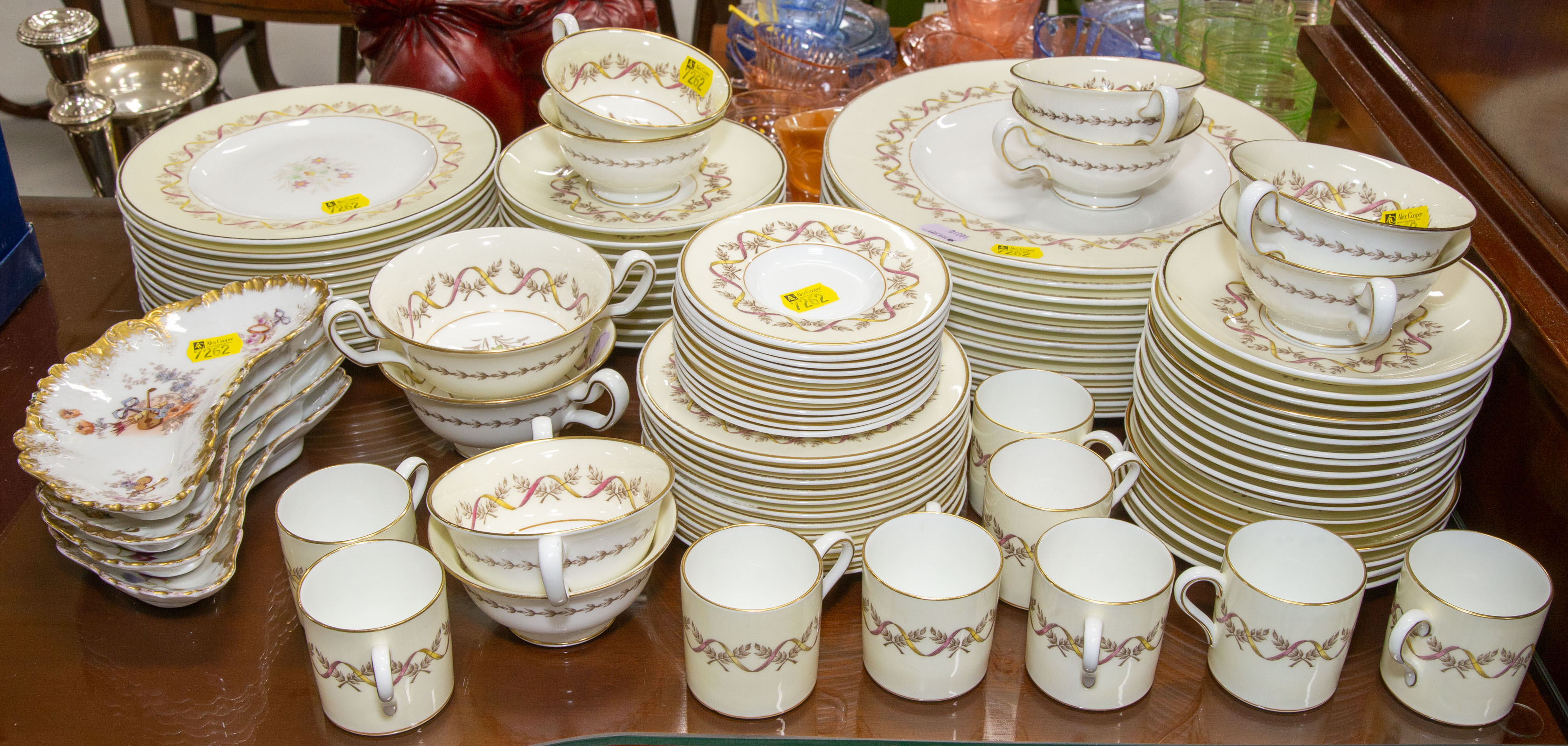 WEDGWOOD SANDRINGHAM PARTIAL DINNER