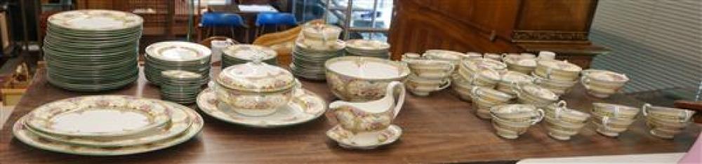 WEDGWOOD 'ST AUSTELL' DINNER