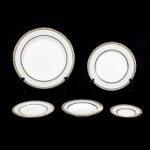 WEDGWOOD TABLEWARE IN THE COLO