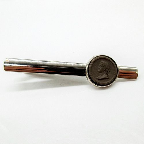 WEDGWOOD TAUPE JASPERWARE TIE CLIP,