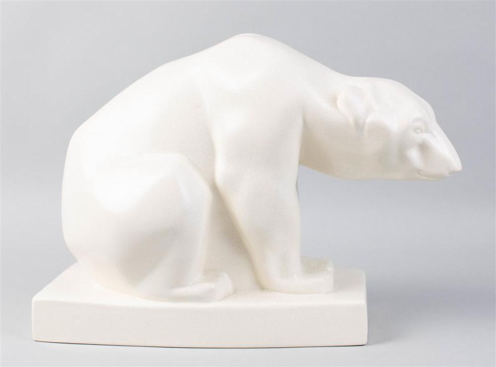 WEDGWOOD WHITE 'MOONSTONE' GLAZED