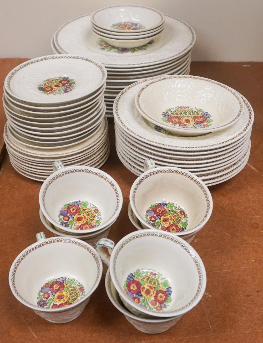 WEDGWOOD WINDERMERE PATTERN CERAMIC