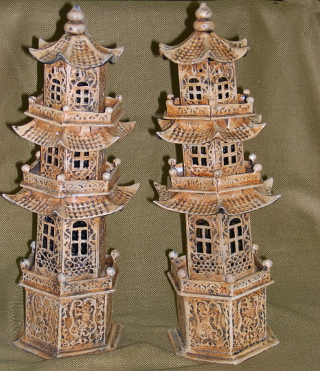 Weighty Pair of English Chinoiserie